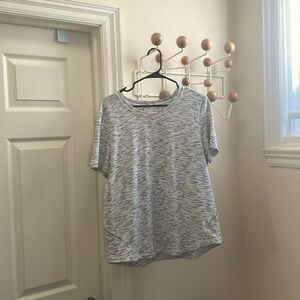 Lululemon - Short Sleeve Athletic Cropped Boxy Top - Heathered Grey - M